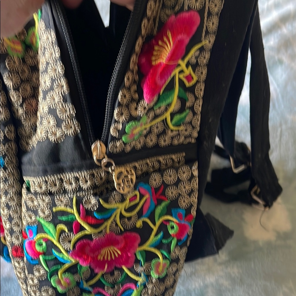 Colorful Embroidered Backpack - Picture 4 of 4